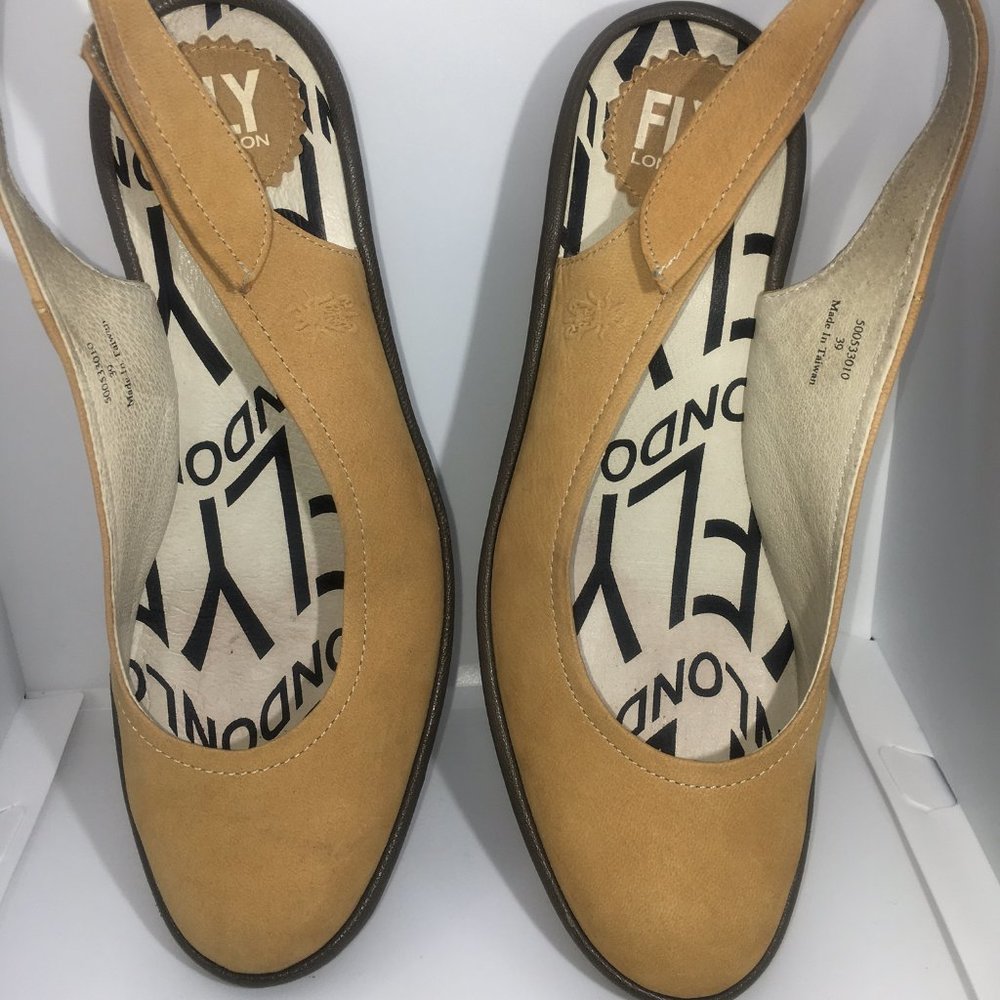 FLY LONDON Suede Low Wedge Sandal - EU 39 / US 8.5 - Picture 4 of 6